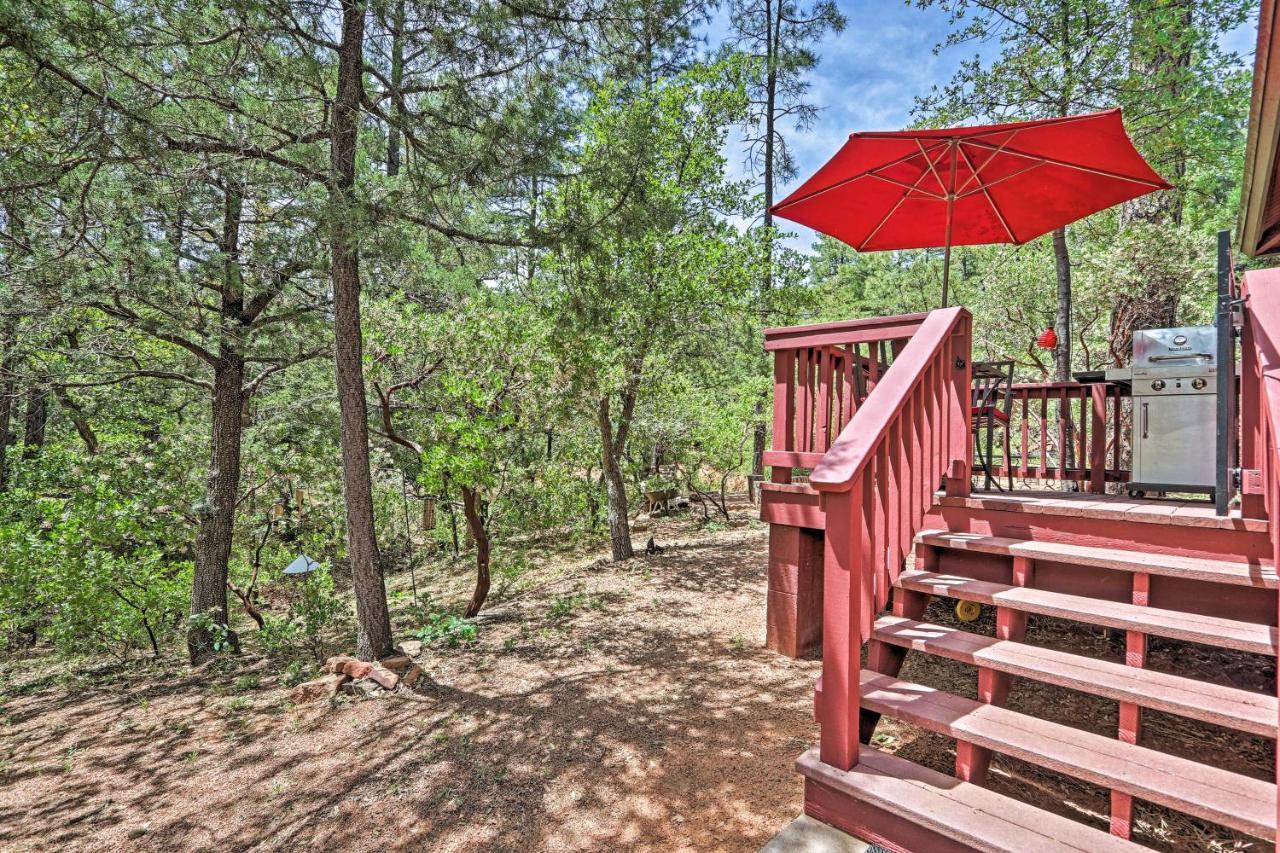 Romantic Strawberryandpine Studio Cabin With Deck! Exterior foto
